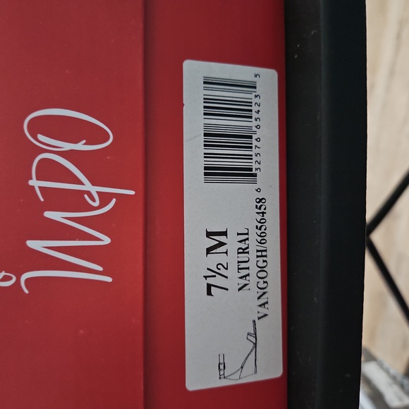 Impo Vangogh print wedges Closing Account this weekend! Everything $9 or Best Of - Picture 2 of 2